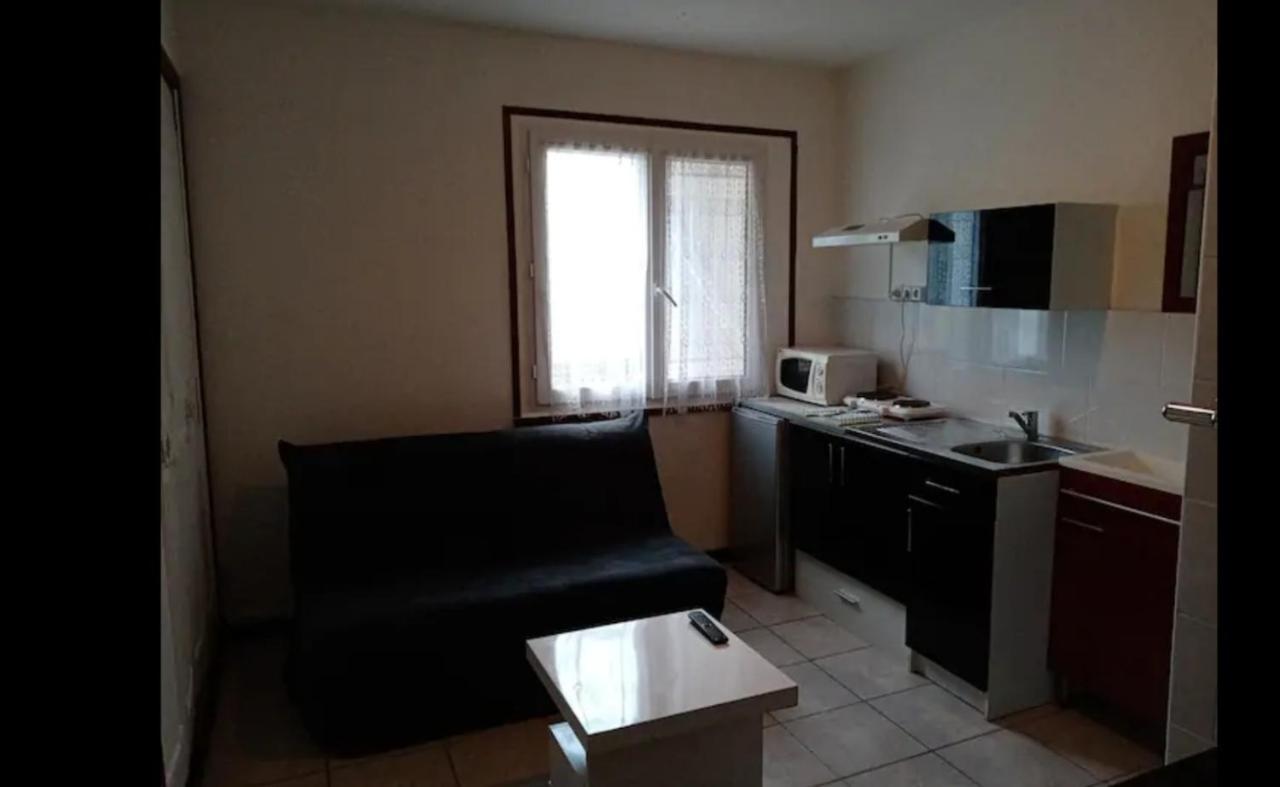 Appart Hotel Avec Jardin Cuers Εξωτερικό φωτογραφία