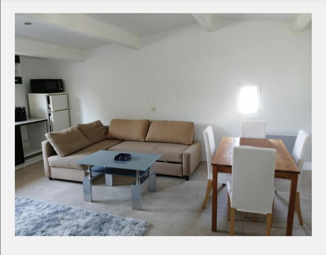 Appart Hotel Avec Jardin Cuers Εξωτερικό φωτογραφία